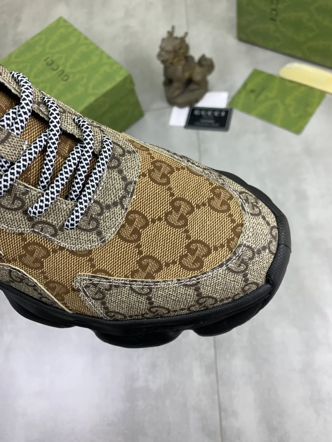 Men's men's shoes 💰P440💰 [New model] (GUCCI) official website's latest 🎁🎁casual and fashionable men's shoes 👟, hot style 💥 style is simple and elegant, exclusive for trendy men. Unique official website's latest brand double G elements Original 👑Gucci decoration, fashionable and generous, the fabric is original frosted calfskin✅Fully imported first-layer pigskin lining, the official website specifies wear-resistant, lightweight original rubber casual outsole, the classic model is taken in real life🎬38-44 4️⃣ colors available